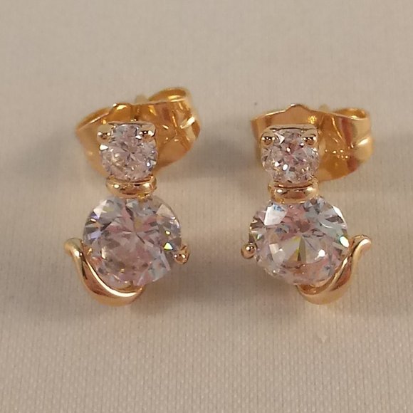 18K Yellow Gold Filled Cat Shape Diamond Zircon Stud Earrings 1.28ctw - Picture 1 of 6